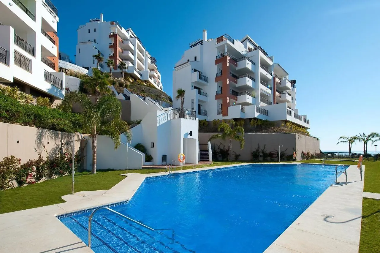Exclusivo Apartamento De 2 Dormitorios Vista Mar Lateral contacts
